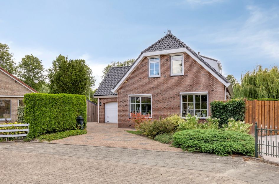 Prins Bernhardlaan 129