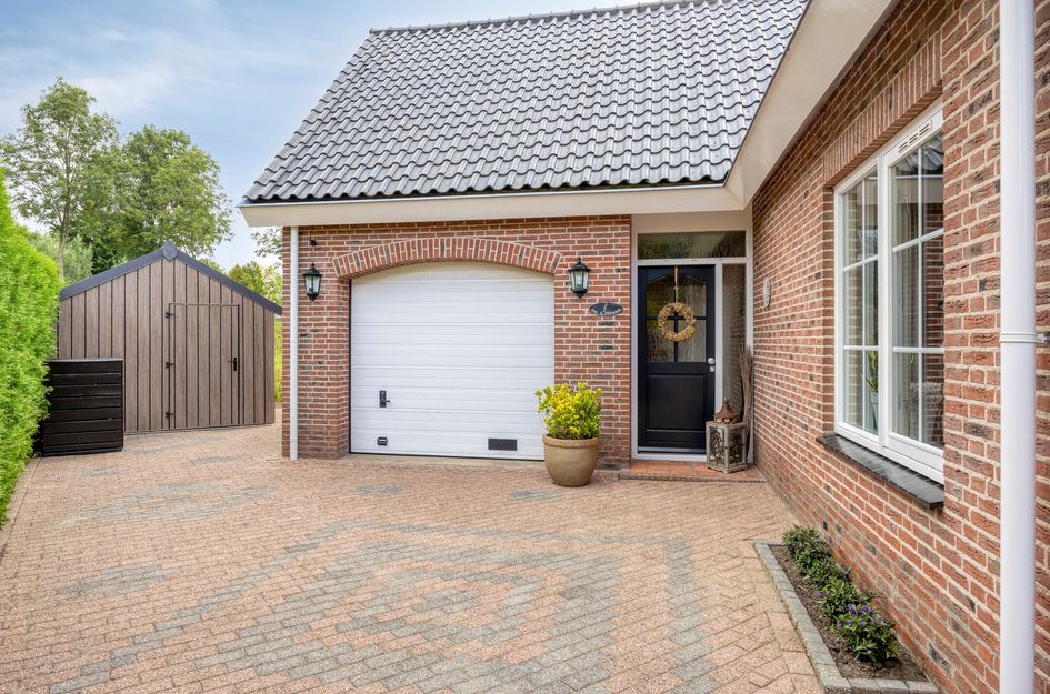 Prins Bernhardlaan 129