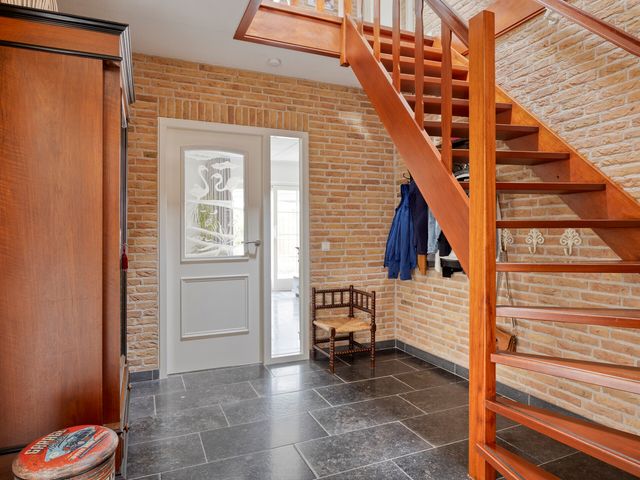 Prins Bernhardlaan 129, Middelharnis