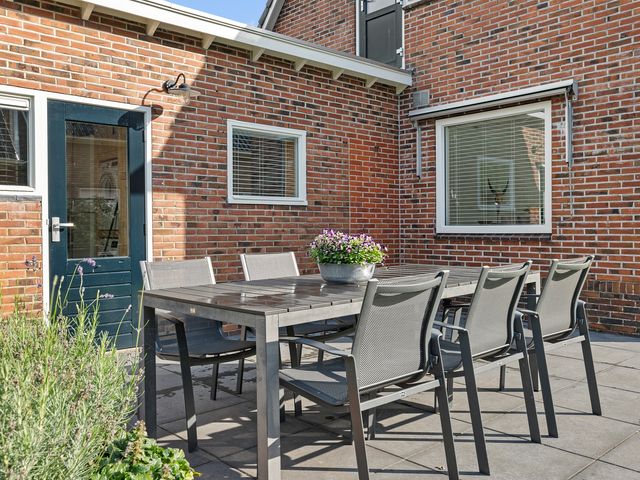 Kerkweg 4, Sebaldeburen