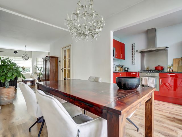 Hoekwaterstraat 52, Voorburg