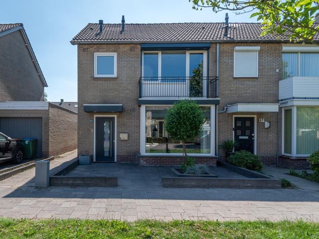 Plantsoen 134, Prinsenbeek