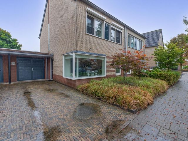 Brueghelstraat 7, Baarlo