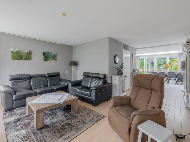 Brueghelstraat 7, Baarlo