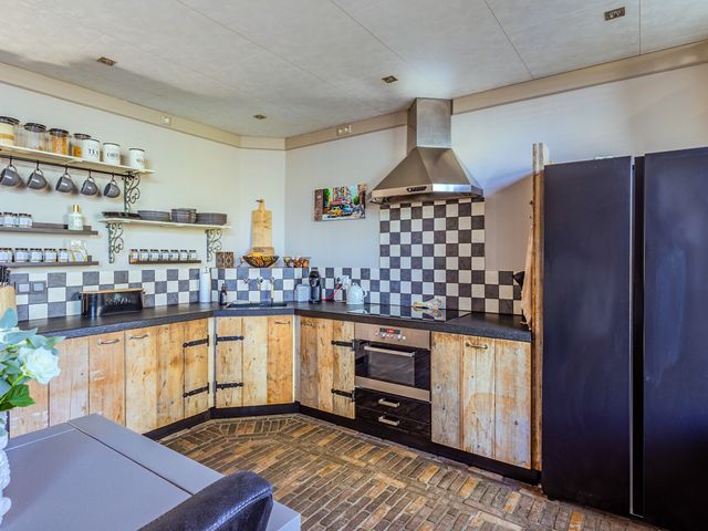Helling 12, Hardinxveld-Giessendam
