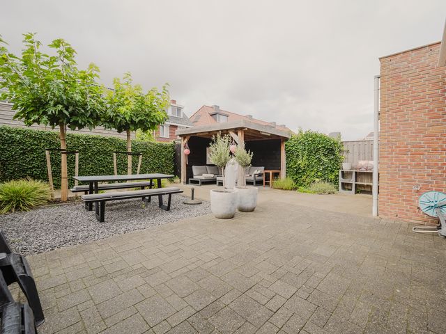 Johan van der Poortenlaan 14, Spijkenisse