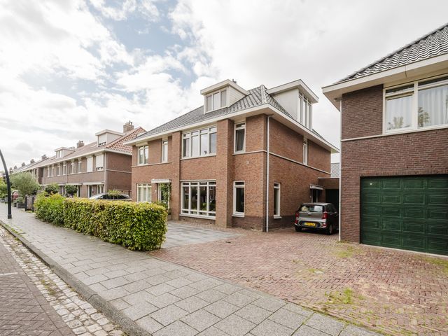 Johan van der Poortenlaan 14, Spijkenisse