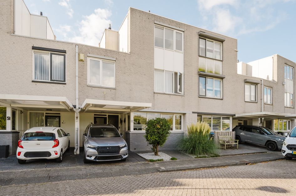 Marga Klompéstraat 53
