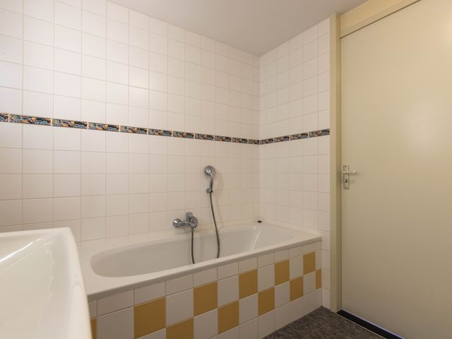 Grutto 13, Leimuiden