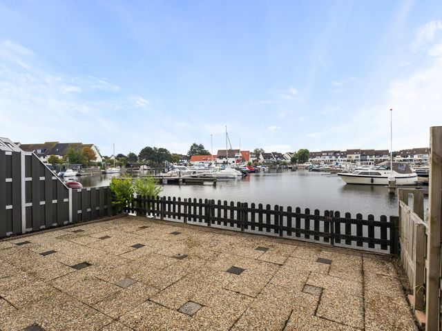 Saturnus 46, Den Helder