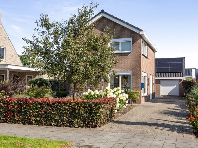 De Omloop 15, Klazienaveen