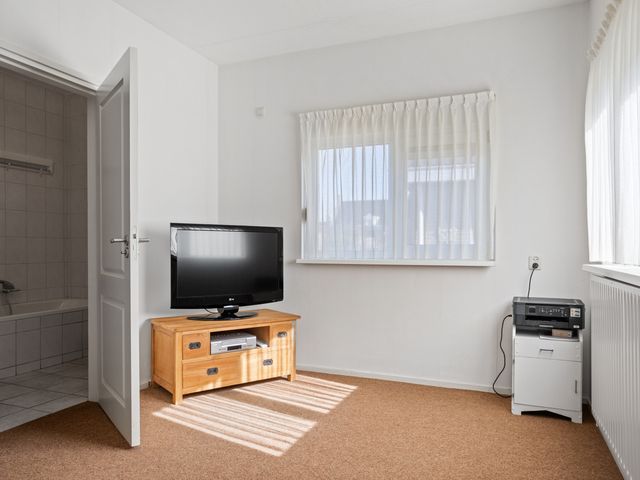 De Omloop 15, Klazienaveen