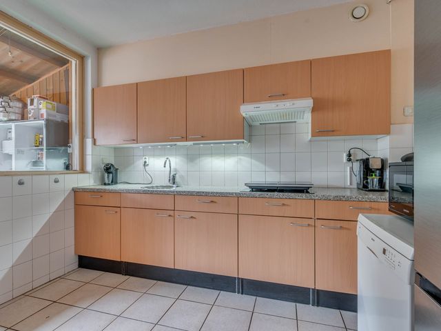 Hazenkamp 90, Reuver