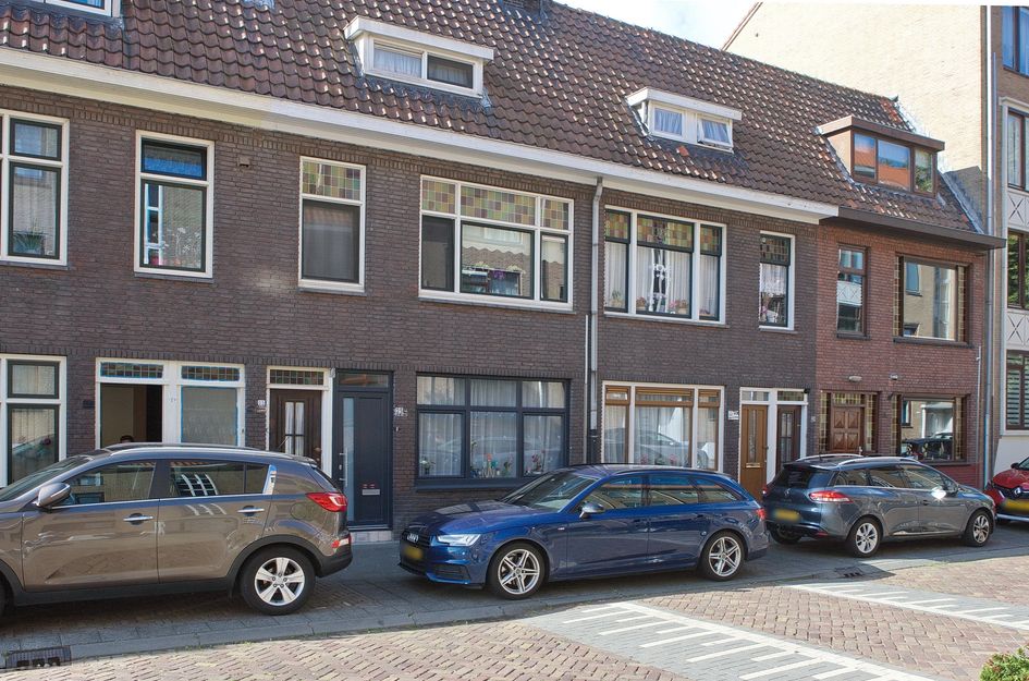 Röntgenstraat 25