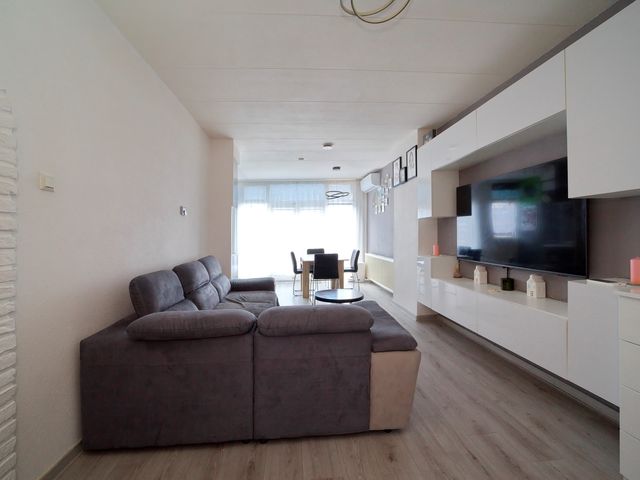 Röntgenstraat 25, Vlaardingen