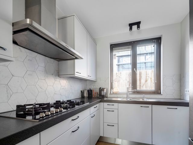 Smidse 26B, Geffen