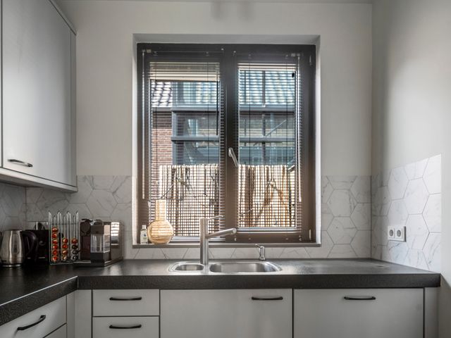 Smidse 26B, Geffen