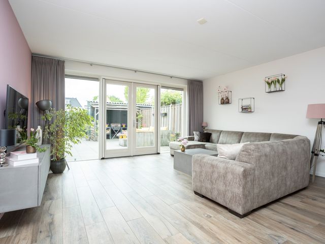 Brink Van Swiebertje 4, Pijnacker