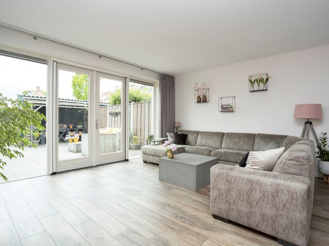 Brink Van Swiebertje 4, Pijnacker