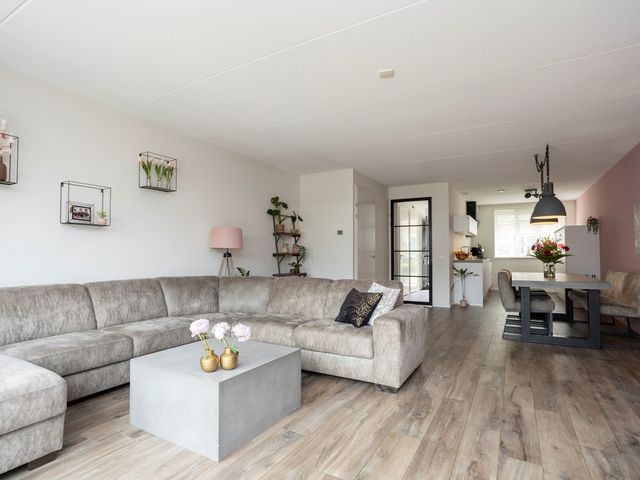 Brink Van Swiebertje 4, Pijnacker