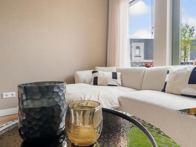 Pietje de Fluiterhof 11, Rotterdam