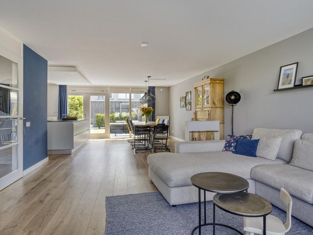 Madeliefberg 49, Roosendaal