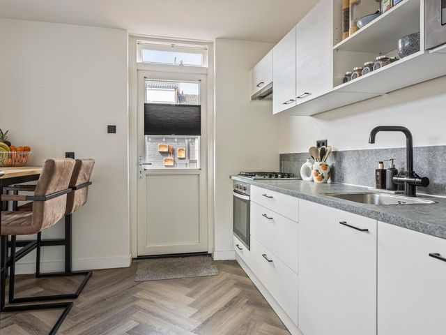 Prunuslaan 12, Roosendaal