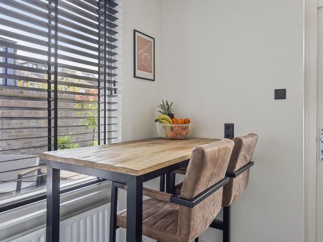 Prunuslaan 12, Roosendaal