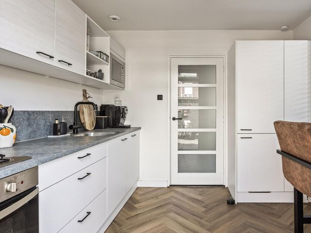 Prunuslaan 12, Roosendaal