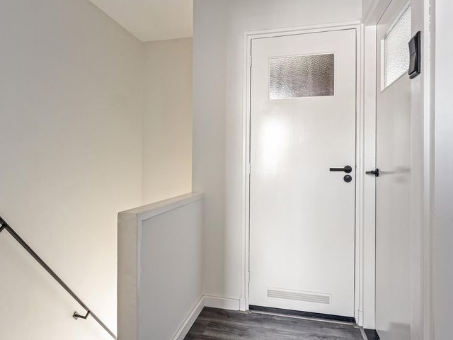 Prunuslaan 12, Roosendaal