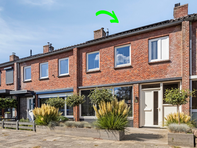 Prunuslaan 12, Roosendaal