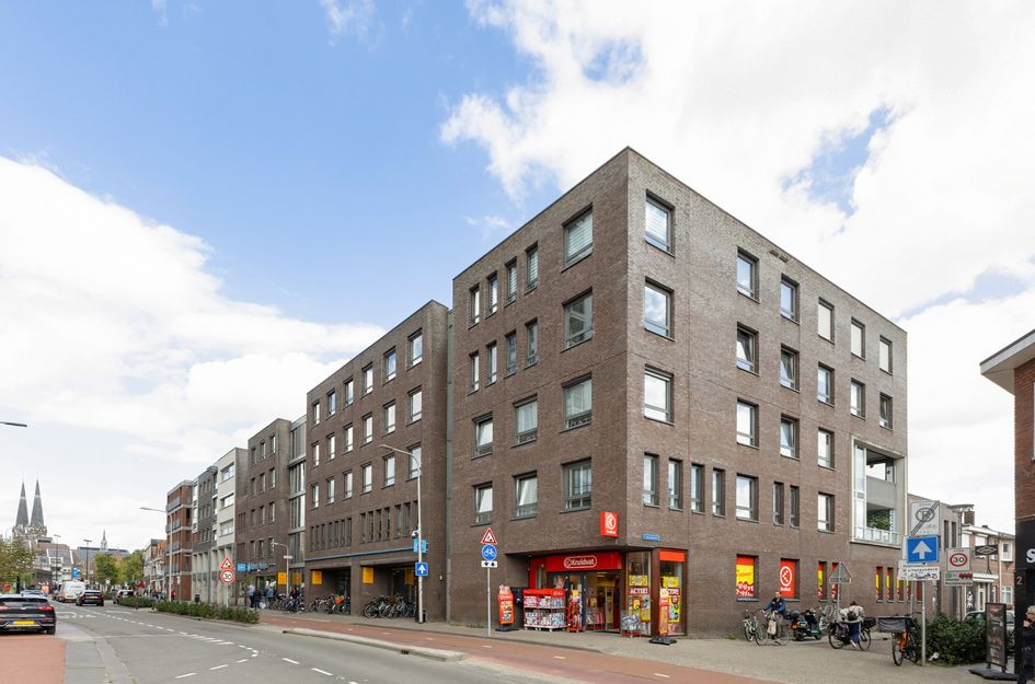 Piusplein 38 07