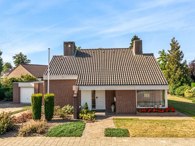 Heerbaan 57, Posterholt