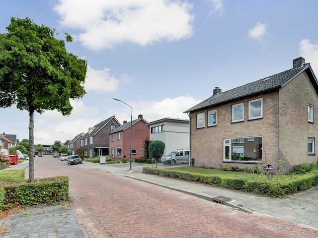 De Brouwerstraat 7, Hoogeloon
