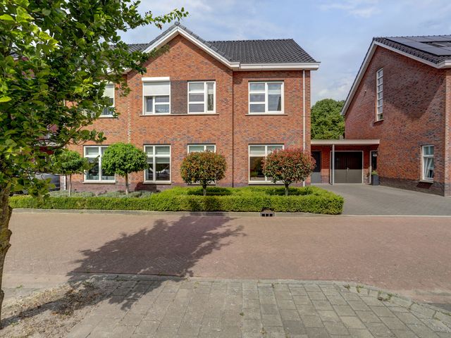 Beukenbos 75, Bladel