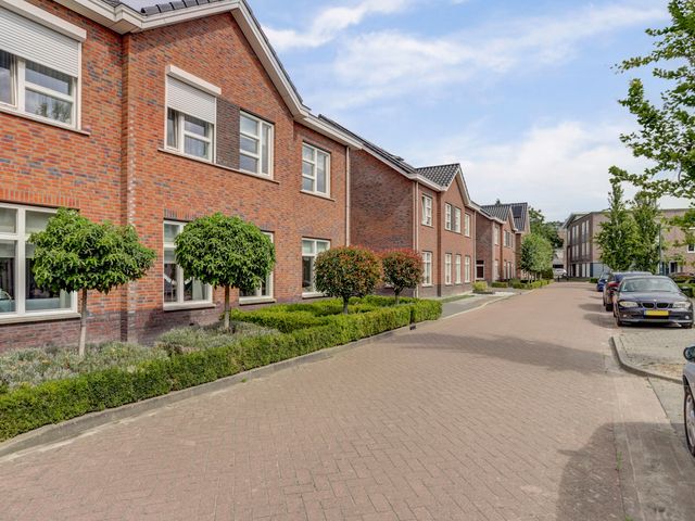 Beukenbos 75, Bladel