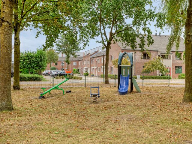 M. Siegenbeekstraat 4, Raamsdonksveer