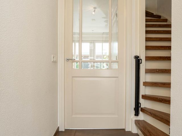 Maatschappijstraat 2, Helenaveen