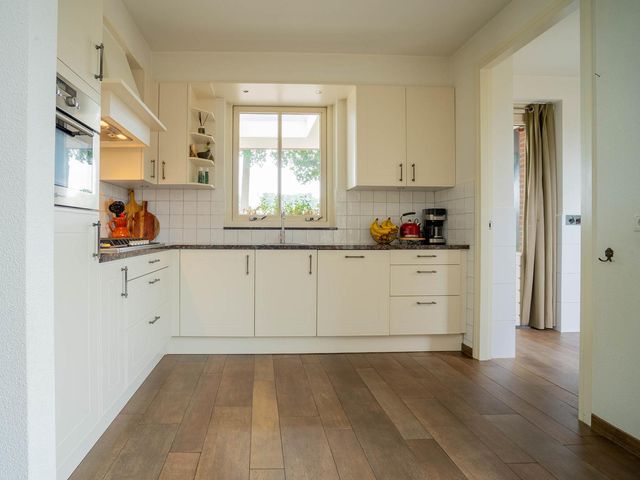 Maatschappijstraat 2, Helenaveen