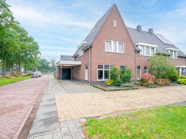 Maatschappijstraat 2, Helenaveen