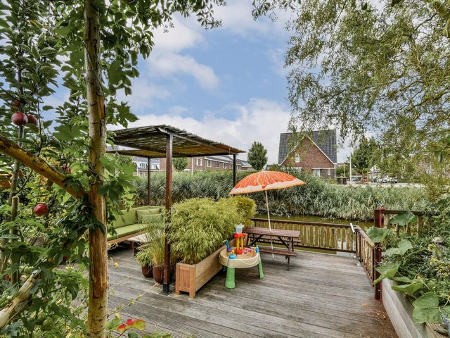 Hooizolder 24, Gouda