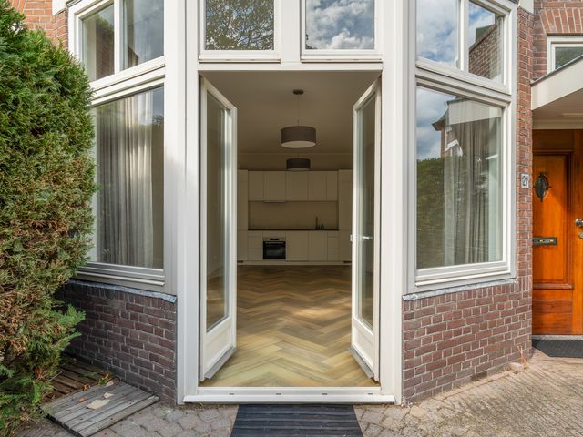 Willem de Zwijgerlaan 121A, Den Haag