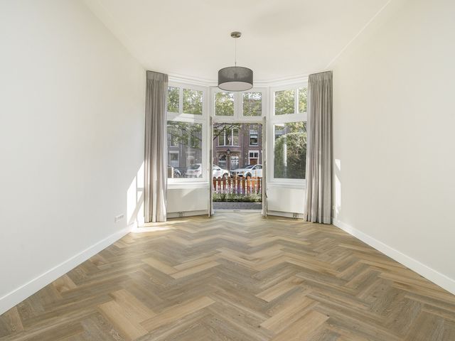 Willem de Zwijgerlaan 121A, Den Haag