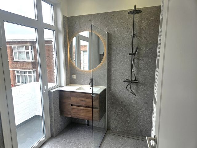 Linnaeusstraat 239, Den Haag