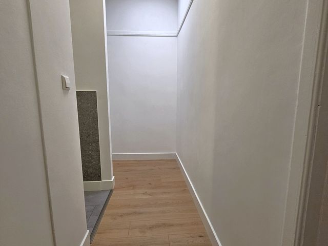 Linnaeusstraat 239, Den Haag