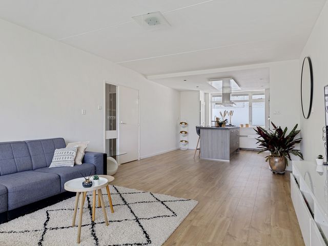 Plutostraat 80, Alphen aan den Rijn