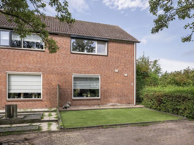 Weelhoekstraat 41, Oud-Vossemeer