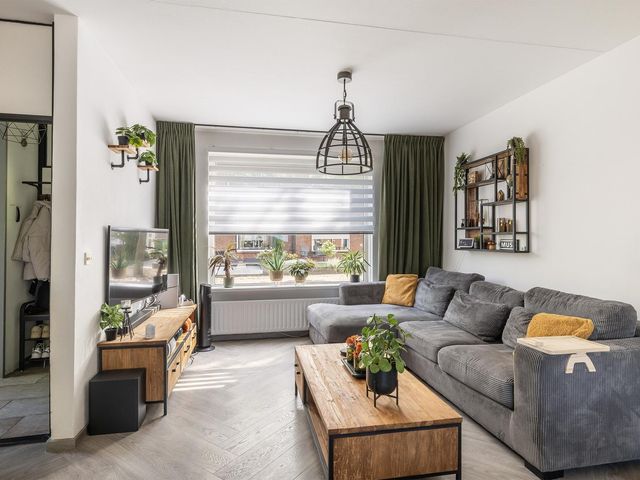 Weelhoekstraat 41, Oud-Vossemeer