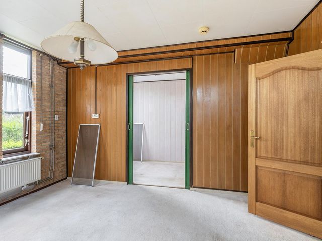 Weelweg 1, Sint-Maartensdijk