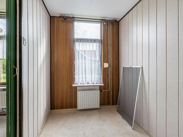 Weelweg 1, Sint-Maartensdijk